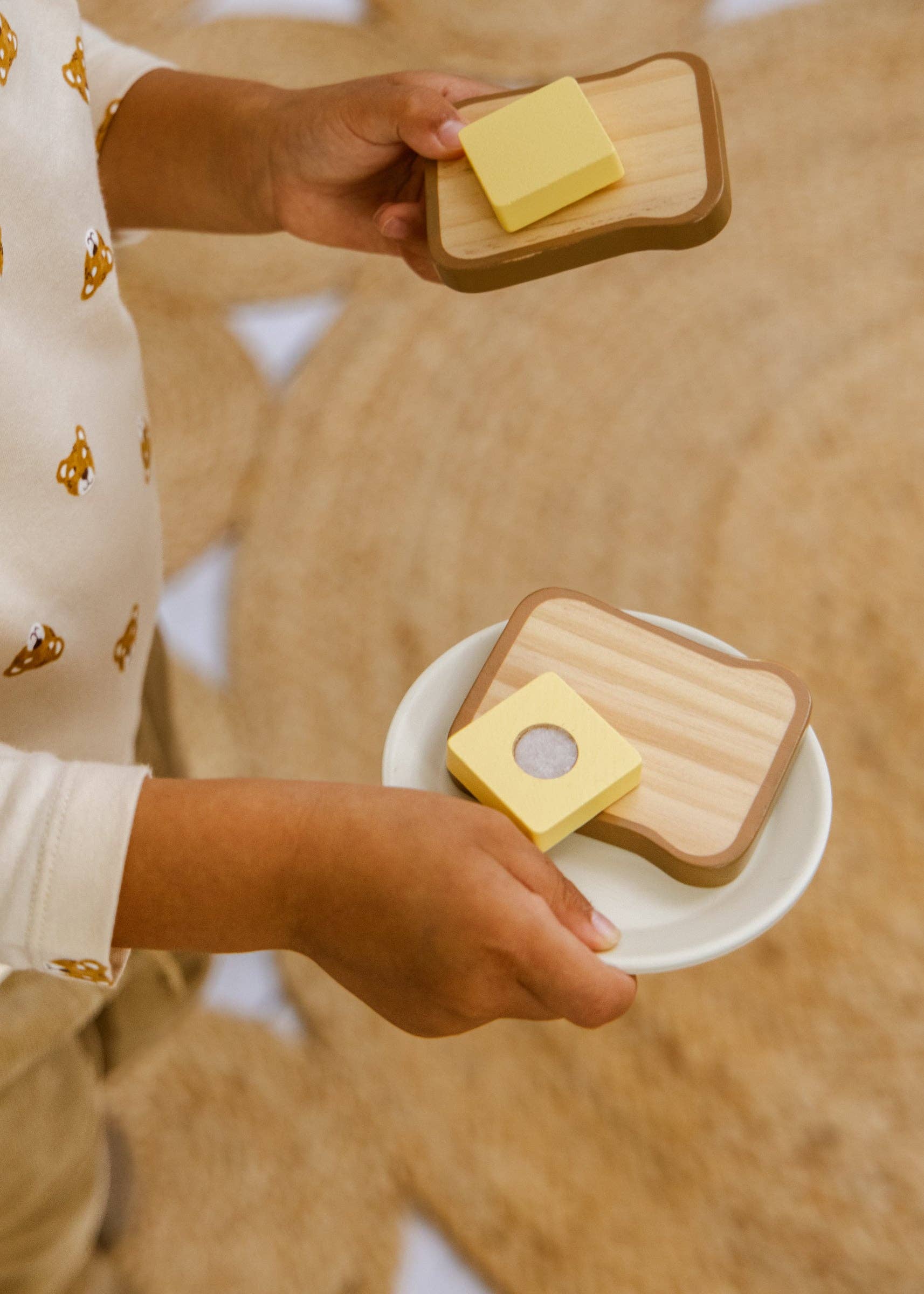 Wooden Toaster Playset | Play toaster with spring bread and butter accessories