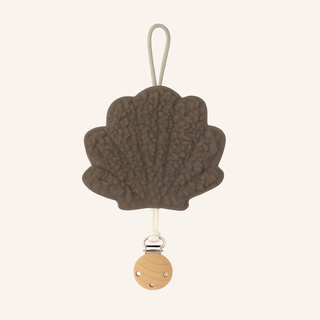 Teddy Brown Shells – Schnullerclip