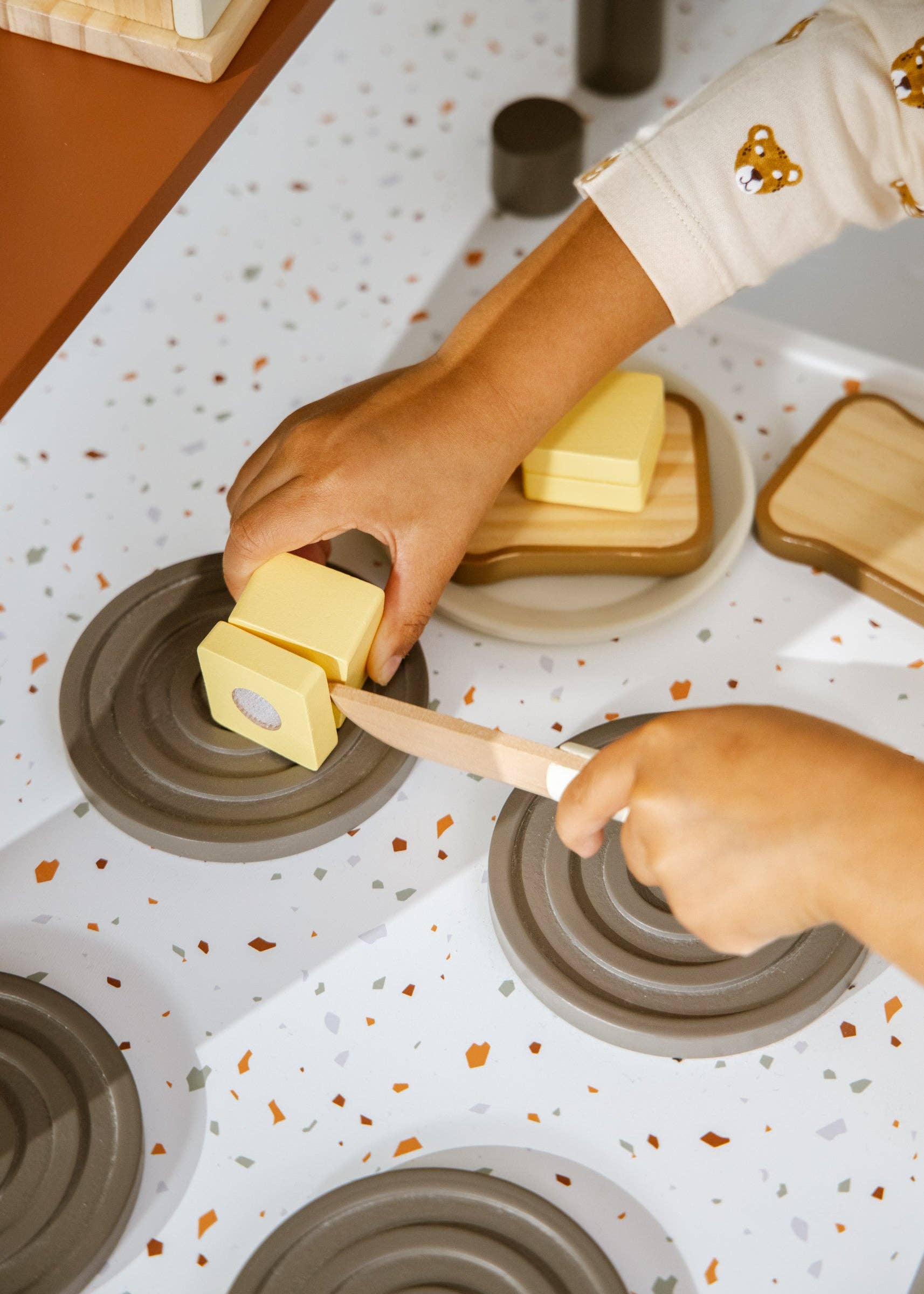 Wooden Toaster Playset | Play toaster with spring bread and butter accessories
