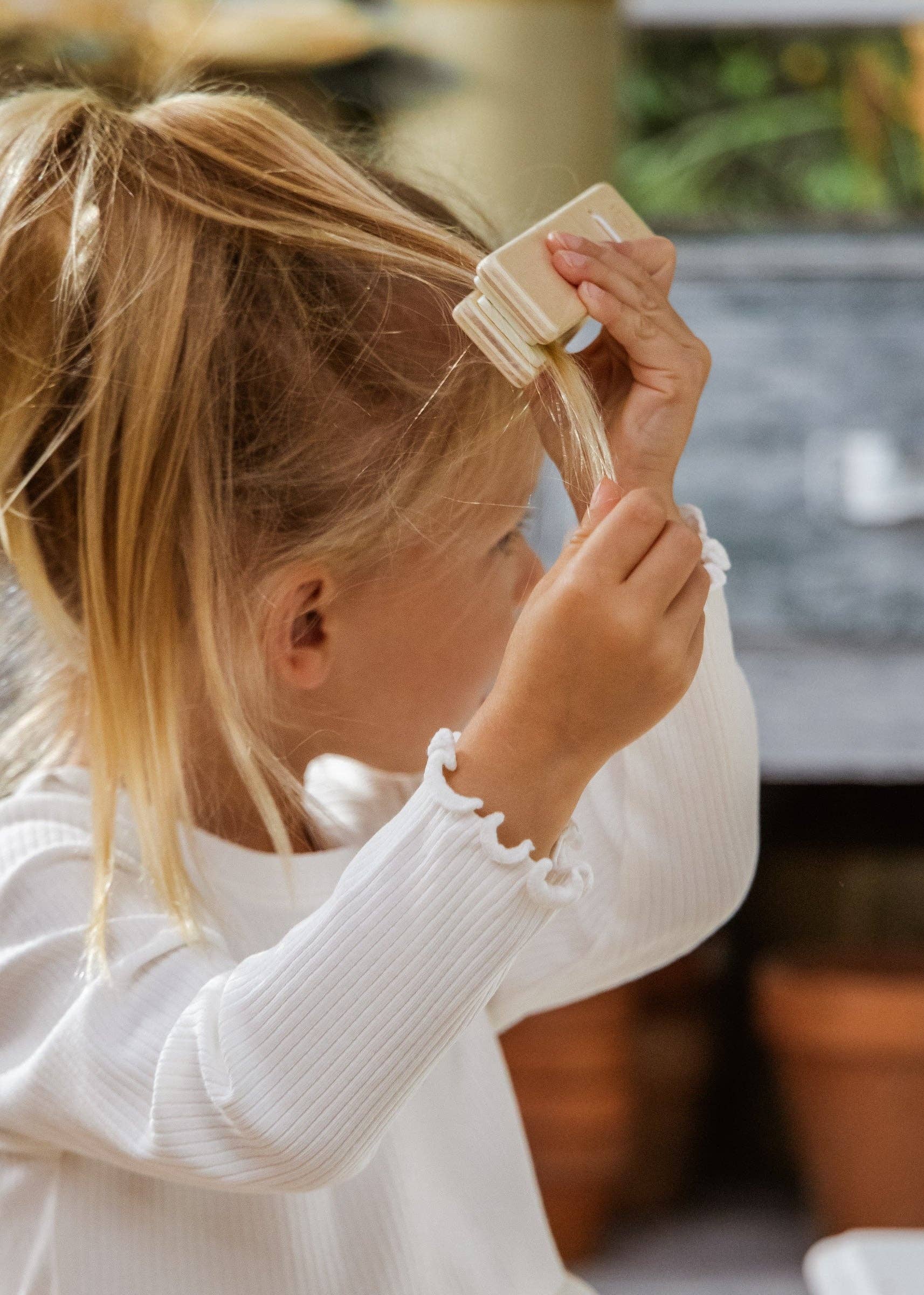 Friseursalon aus Holz | Stylisten-Set mit Föhn, Schere und Friseurzubehör