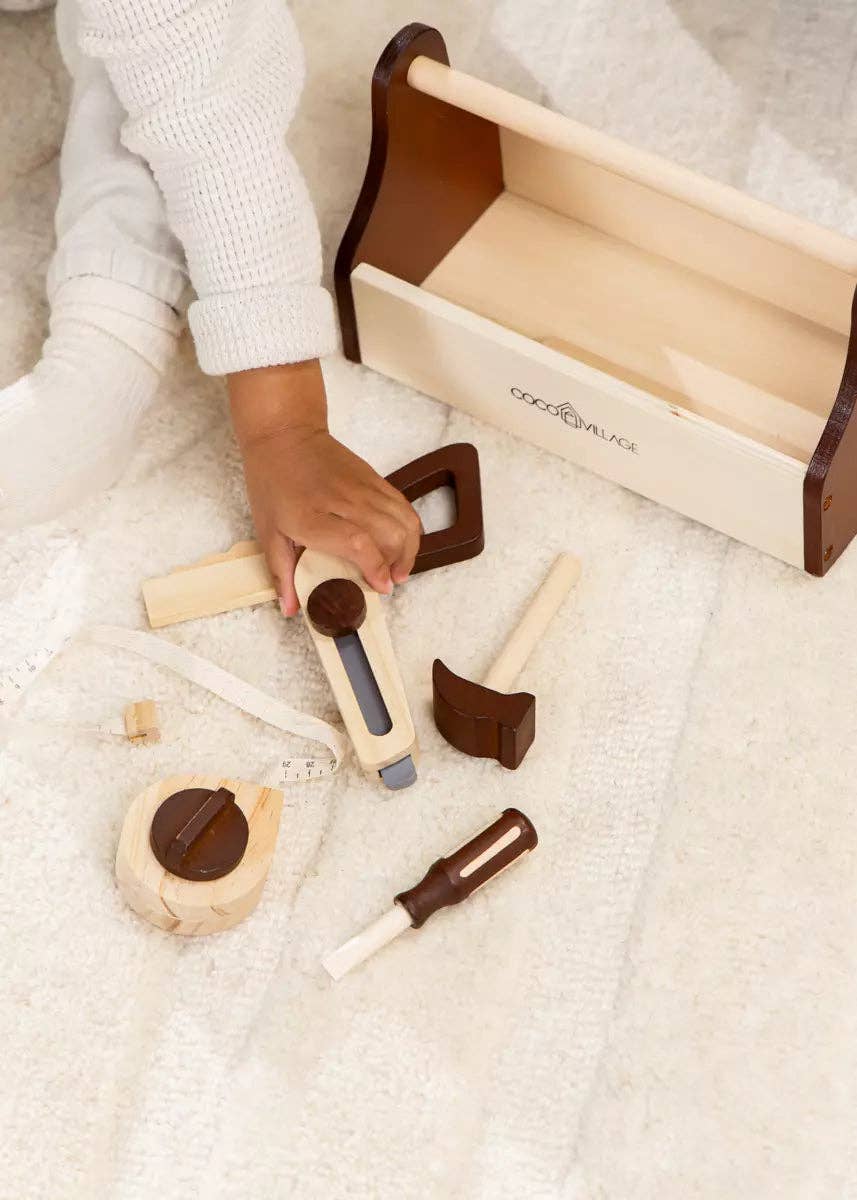 Werkzeugset aus Holz | Starterset mit Kiste, Säge, Hammer und Messwerkzeugen